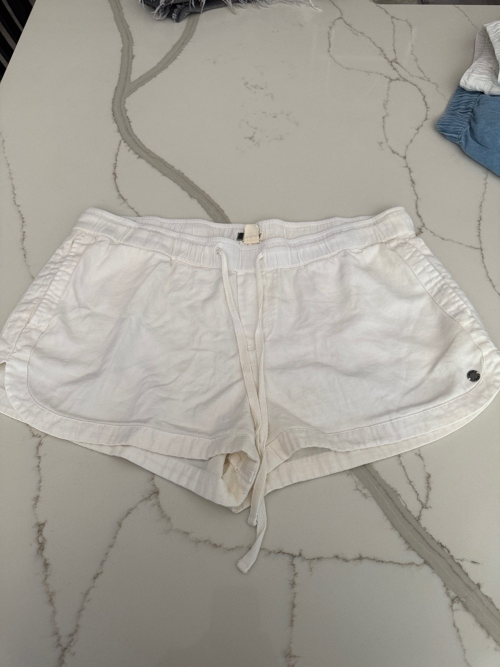 Roxy White Drawstring Lounge Shorts size xl